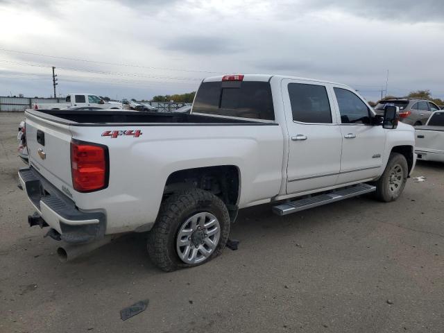 CHEVROLET SILVERADO 2019 white  diesel 1GC4KYEY2KF272574 photo #4