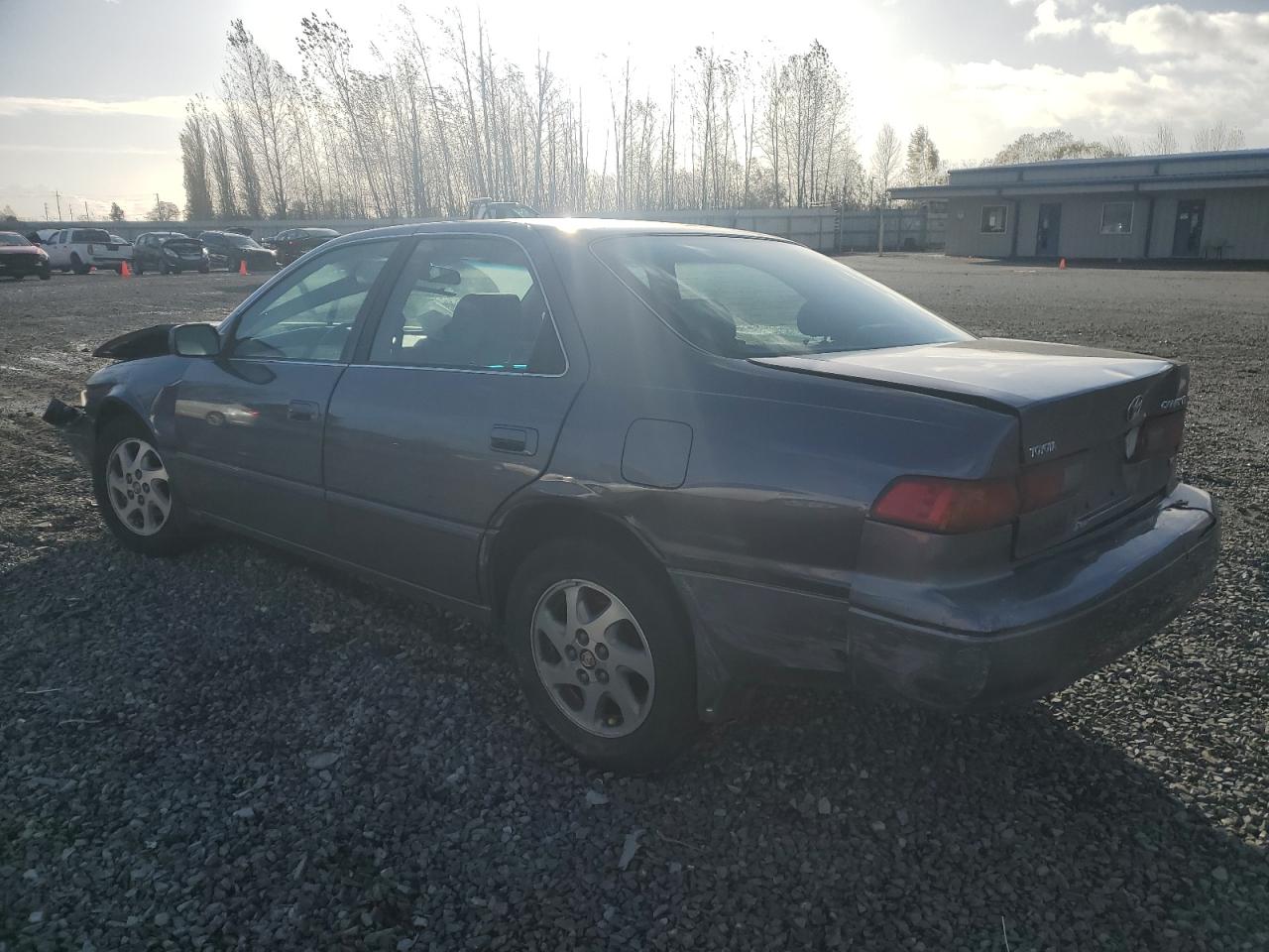 Lot #2986514307 1998 TOYOTA CAMRY LE