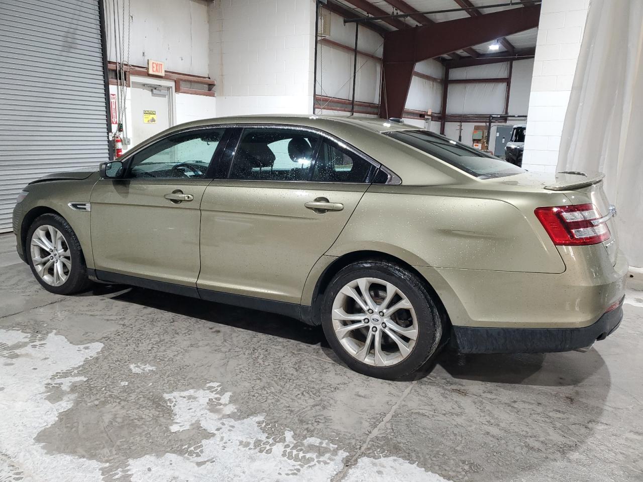 Lot #3009109411 2013 FORD TAURUS SEL