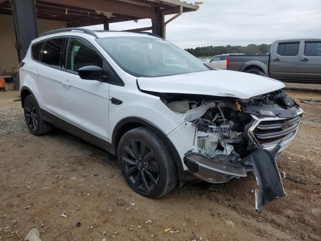 2018 FORD ESCAPE SE - 1FMCU0GD3JUD18792