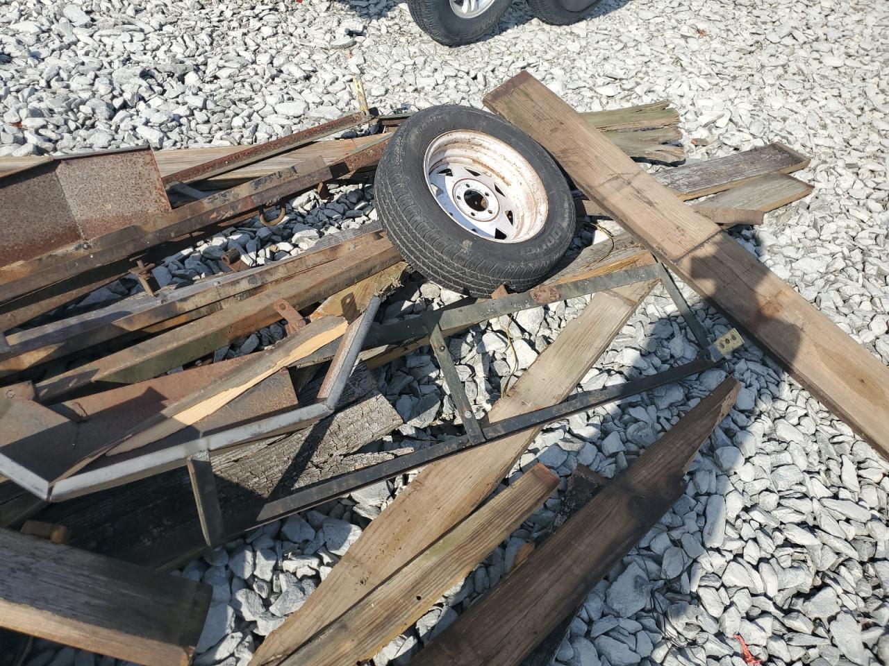 Lot #2952442403 1993 UTILITY TRAILER