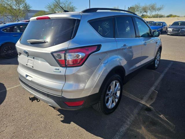 VIN 1FMCU0GD4HUC85084 2017 Ford Escape, SE no.4