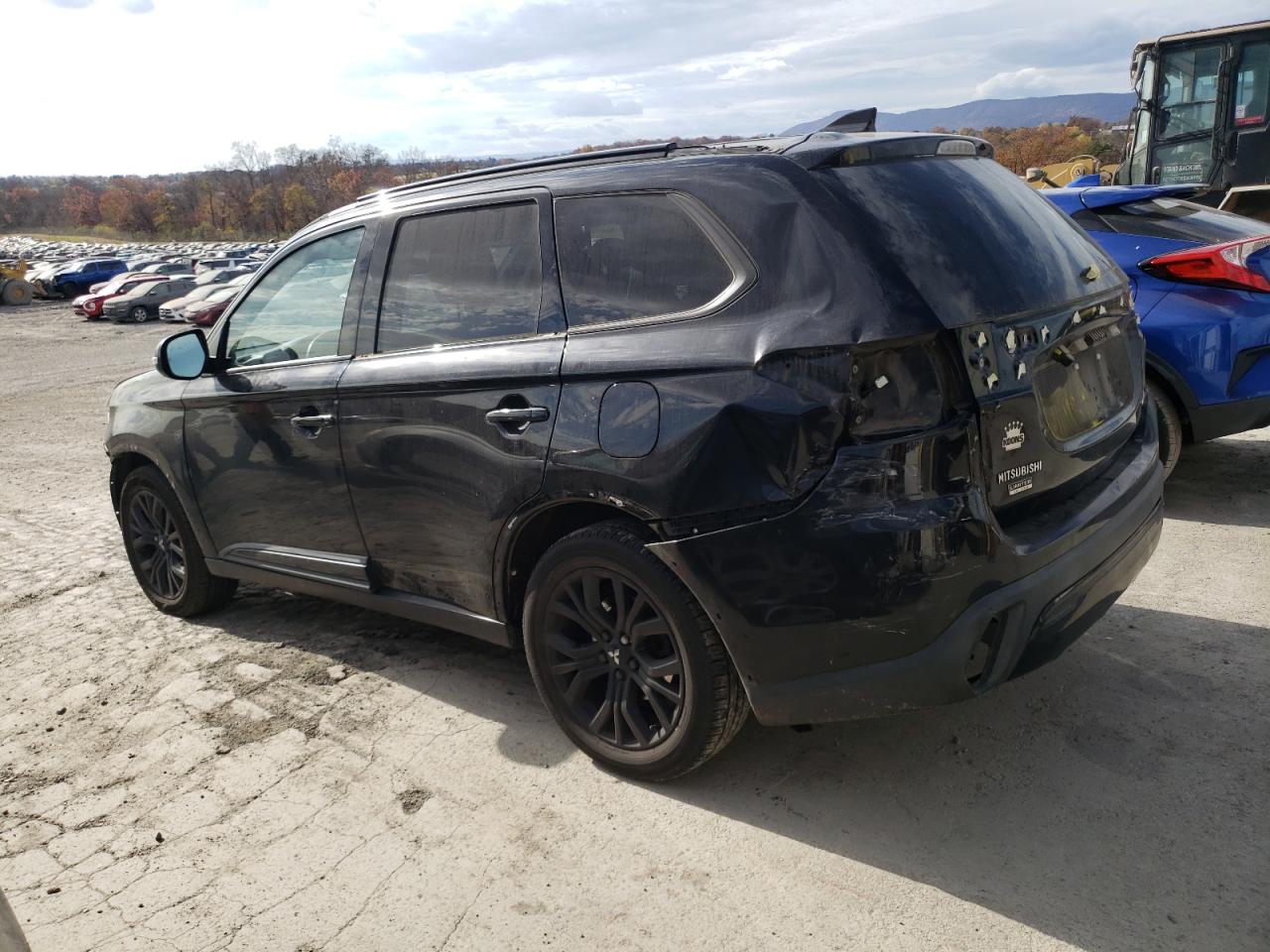 Lot #3033327874 2019 MITSUBISHI OUTLANDER