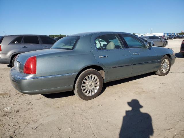 LINCOLN TOWN CAR E 2004 green sedan 4d gas 1LNHM81W34Y667253 photo #4