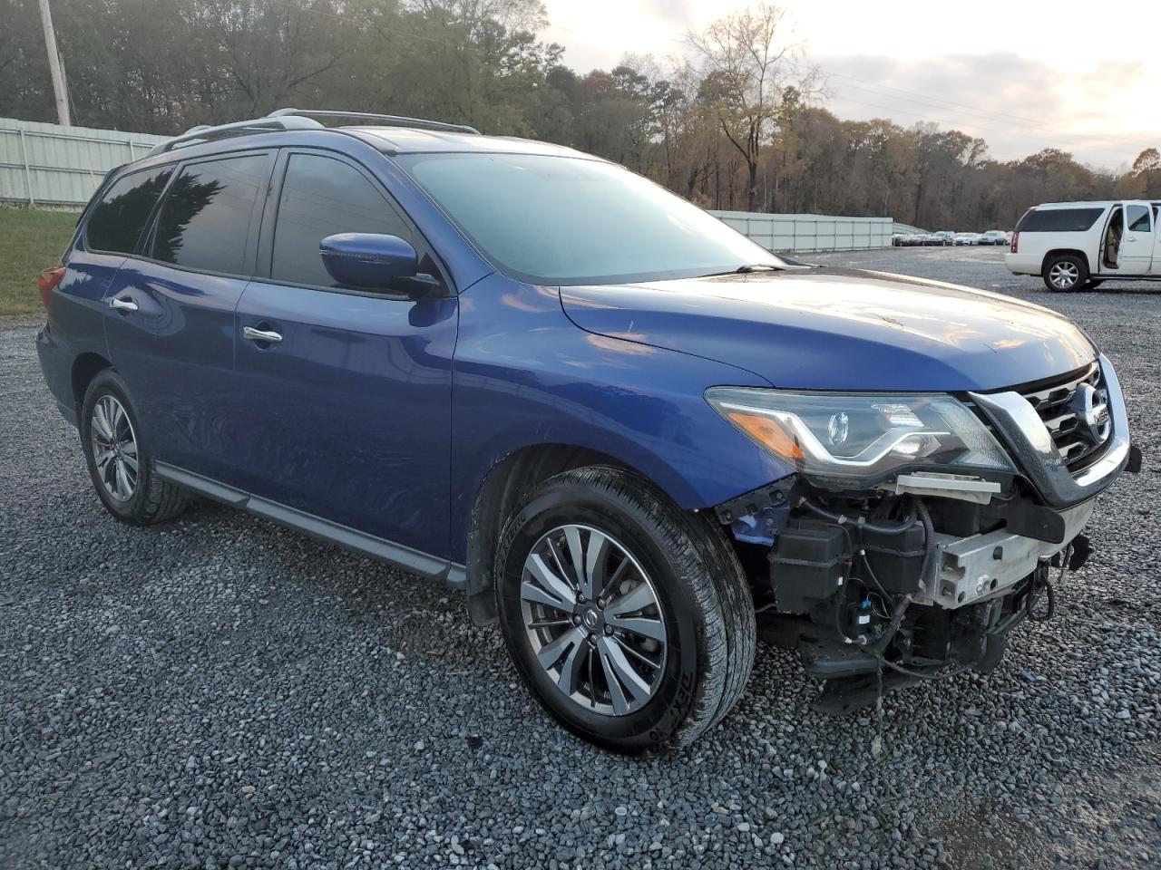 Lot #3029494353 2018 NISSAN PATHFINDER