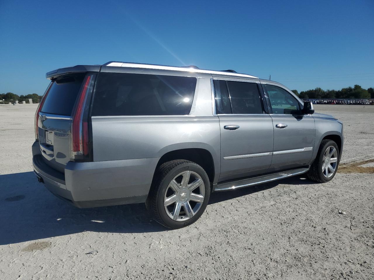 Lot #3022517083 2019 CADILLAC ESCALADE E