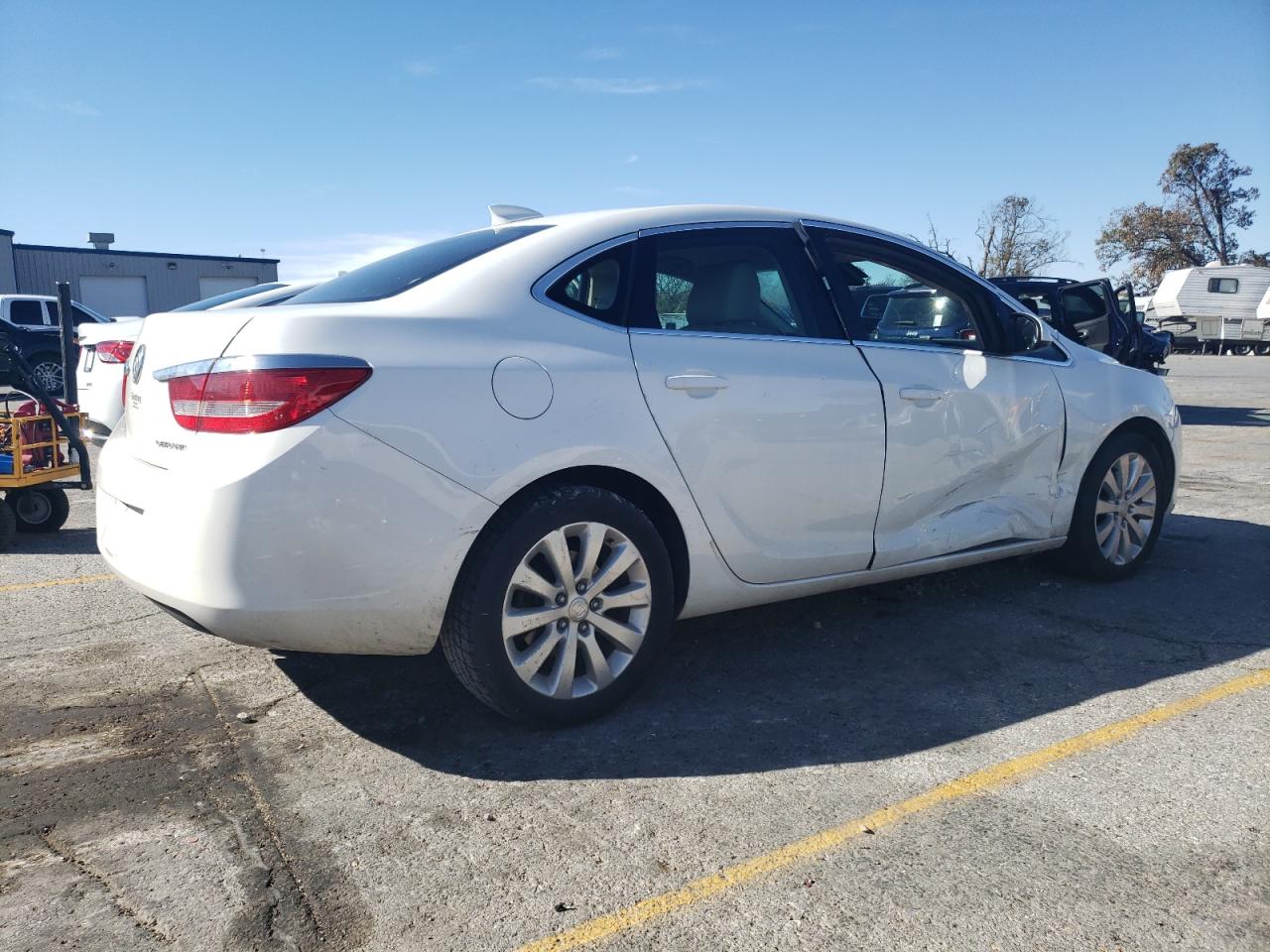 Lot #2955311529 2016 BUICK VERANO