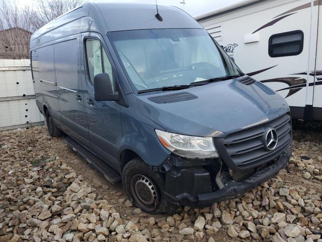 VIN WD4PF1CD1KP138907 2019 MERCEDES-BENZ SPRINTER no.4