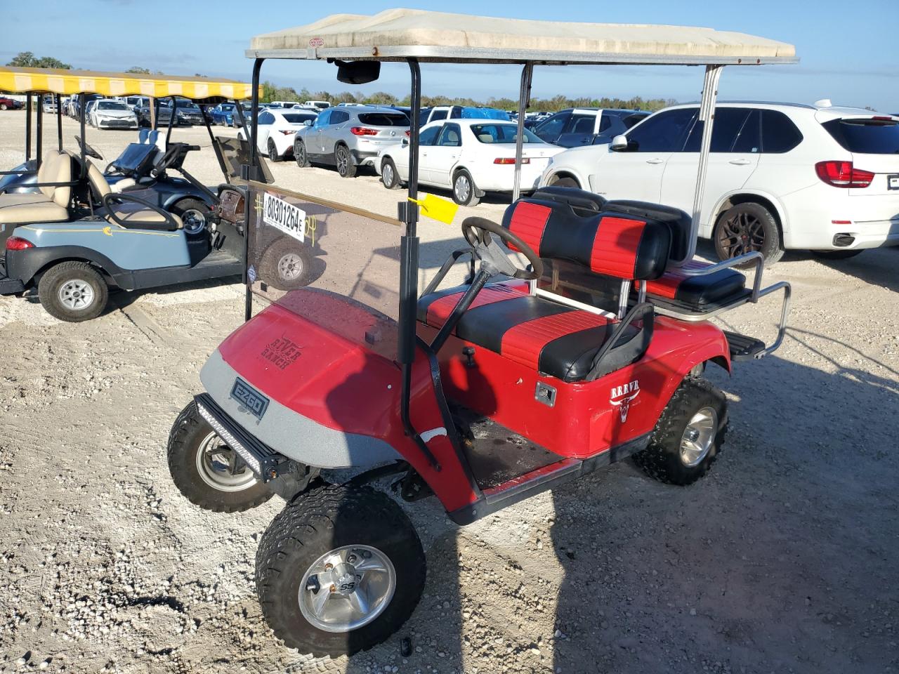 Lot #3005962182 1998 EZGO GOLF CART