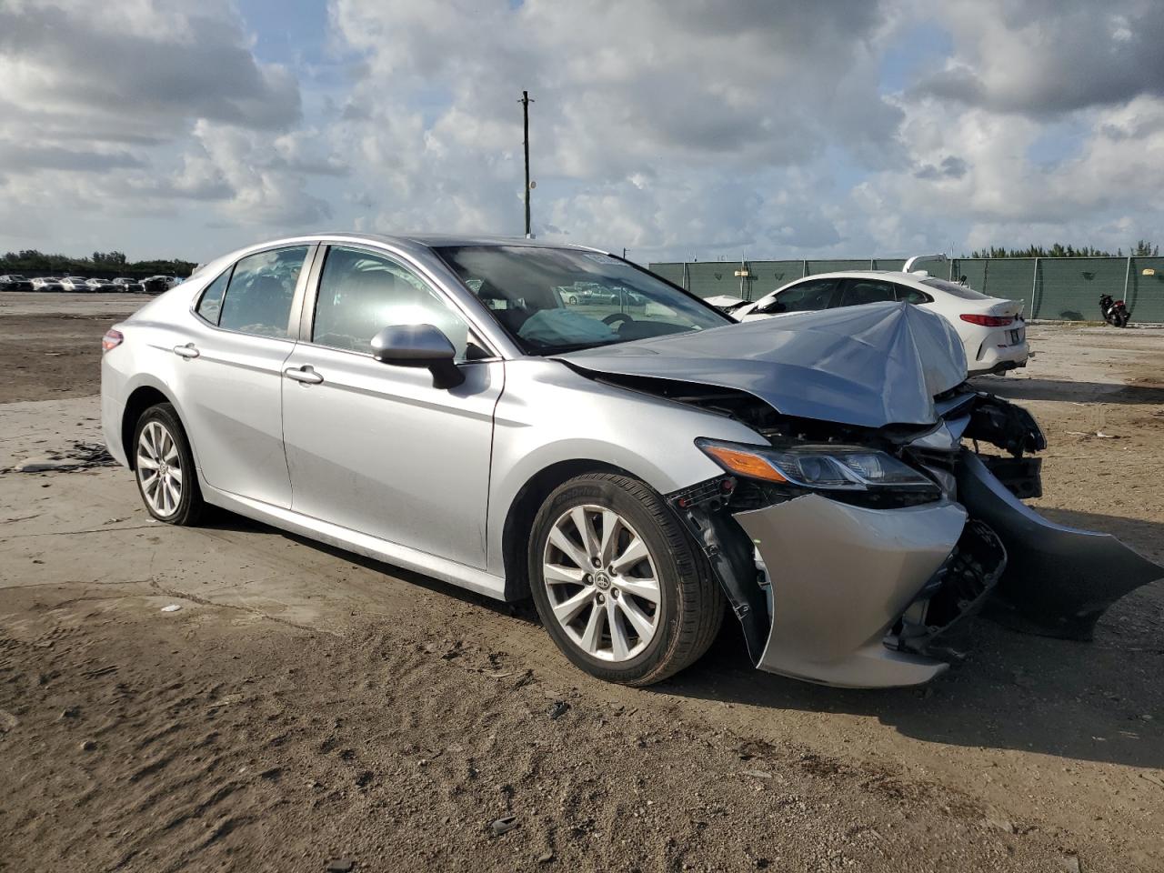 Lot #3030746095 2020 TOYOTA CAMRY LE