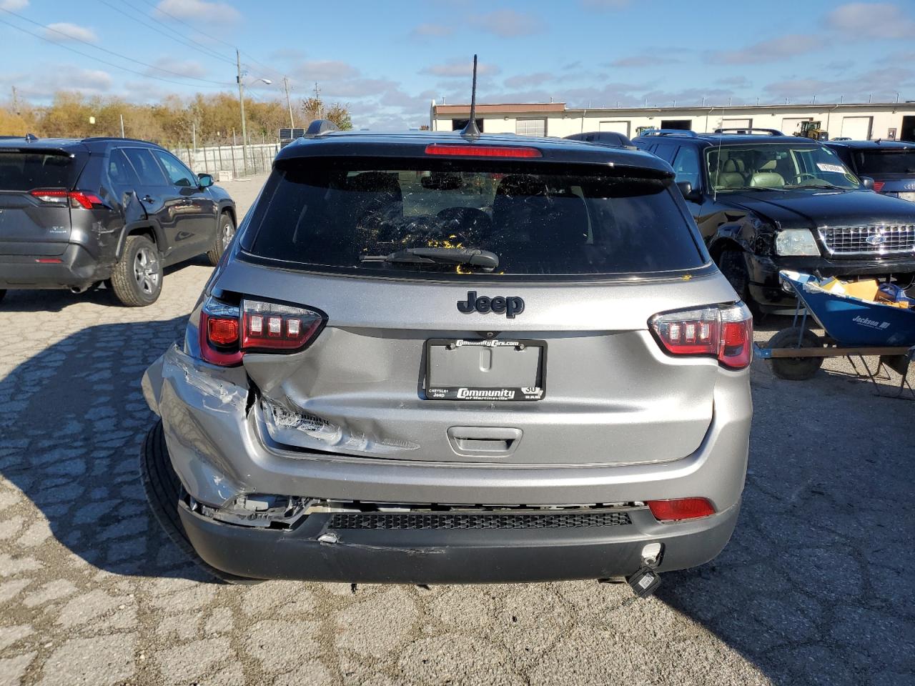 Lot #3024176847 2019 JEEP COMPASS LA