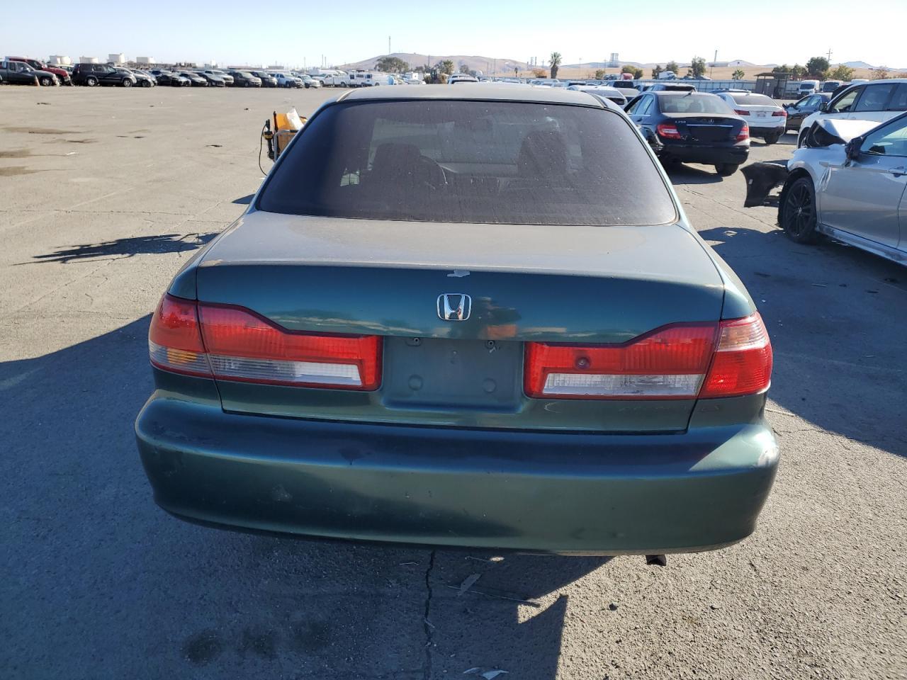 Lot #3038038209 2002 HONDA ACCORD LX