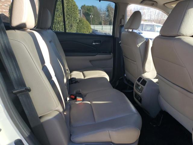 2017 HONDA PILOT TOUR - 5FNYF6H90HB088536