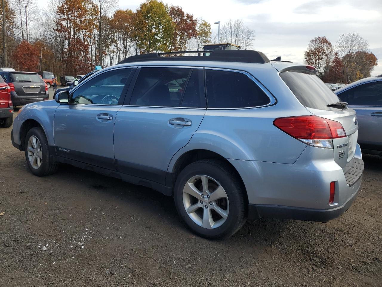 Lot #2945059209 2013 SUBARU OUTBACK 2.