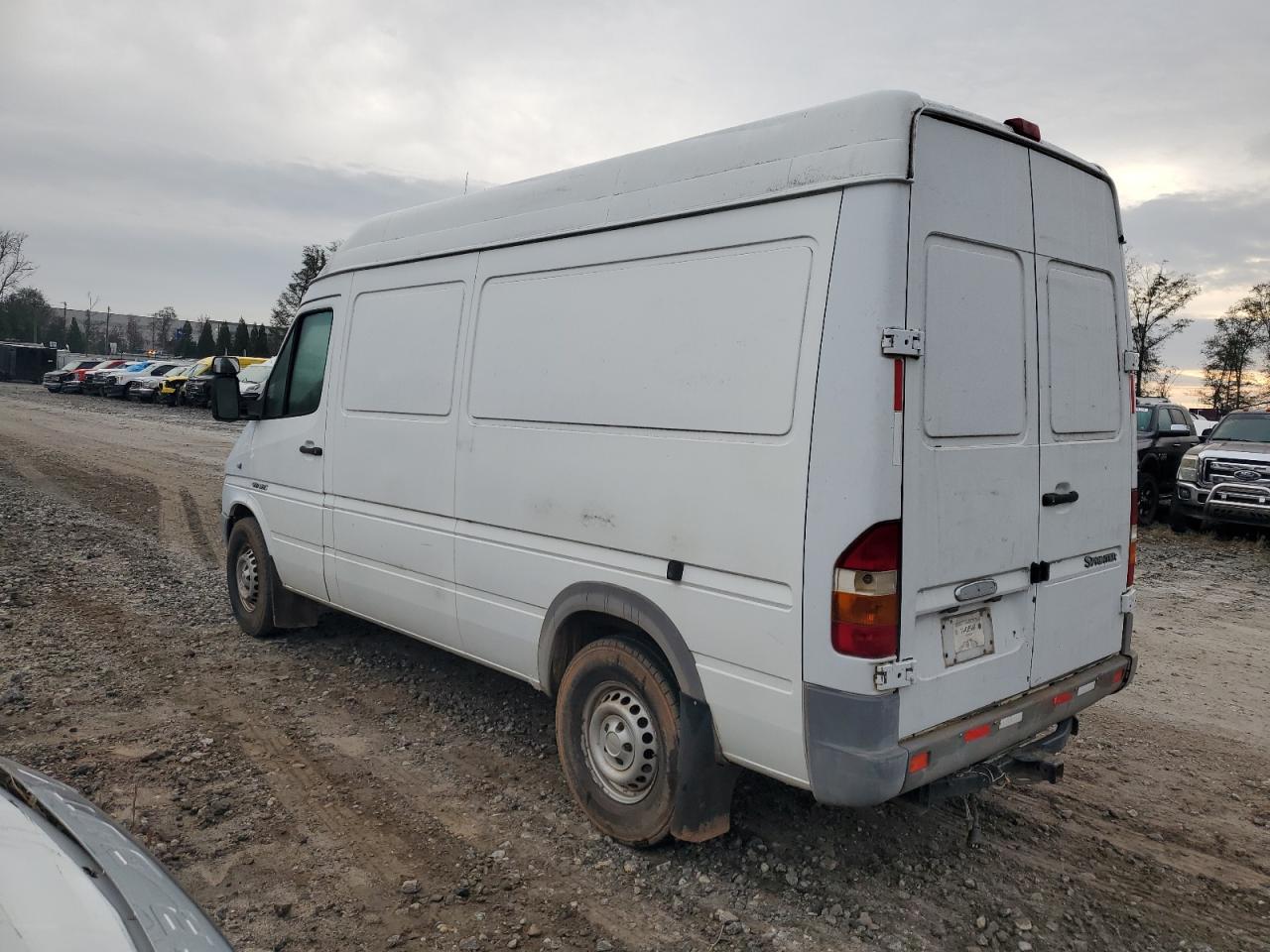 Lot #2989257618 2006 FREIGHTLINER SPRINTER 2