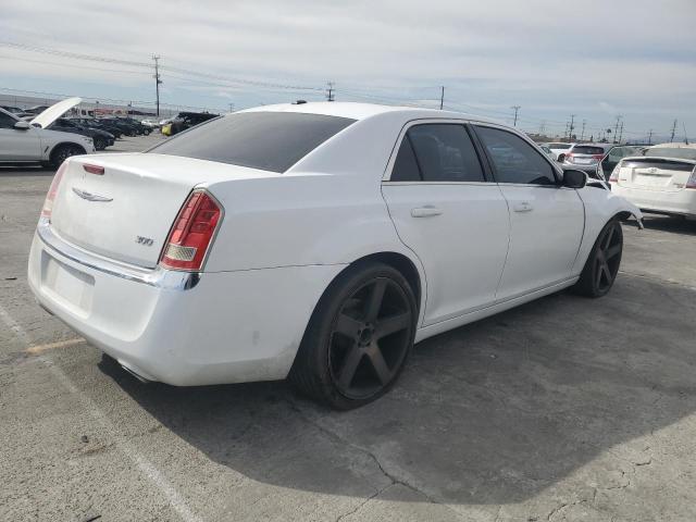 VIN 2C3CCAAG0EH361404 2014 CHRYSLER 300 no.3