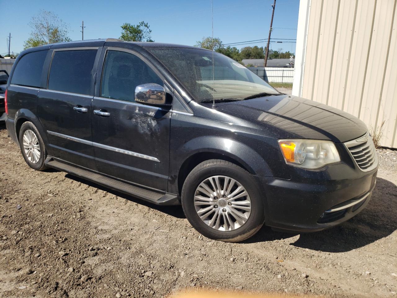 Lot #2976867302 2012 CHRYSLER TOWN & COU