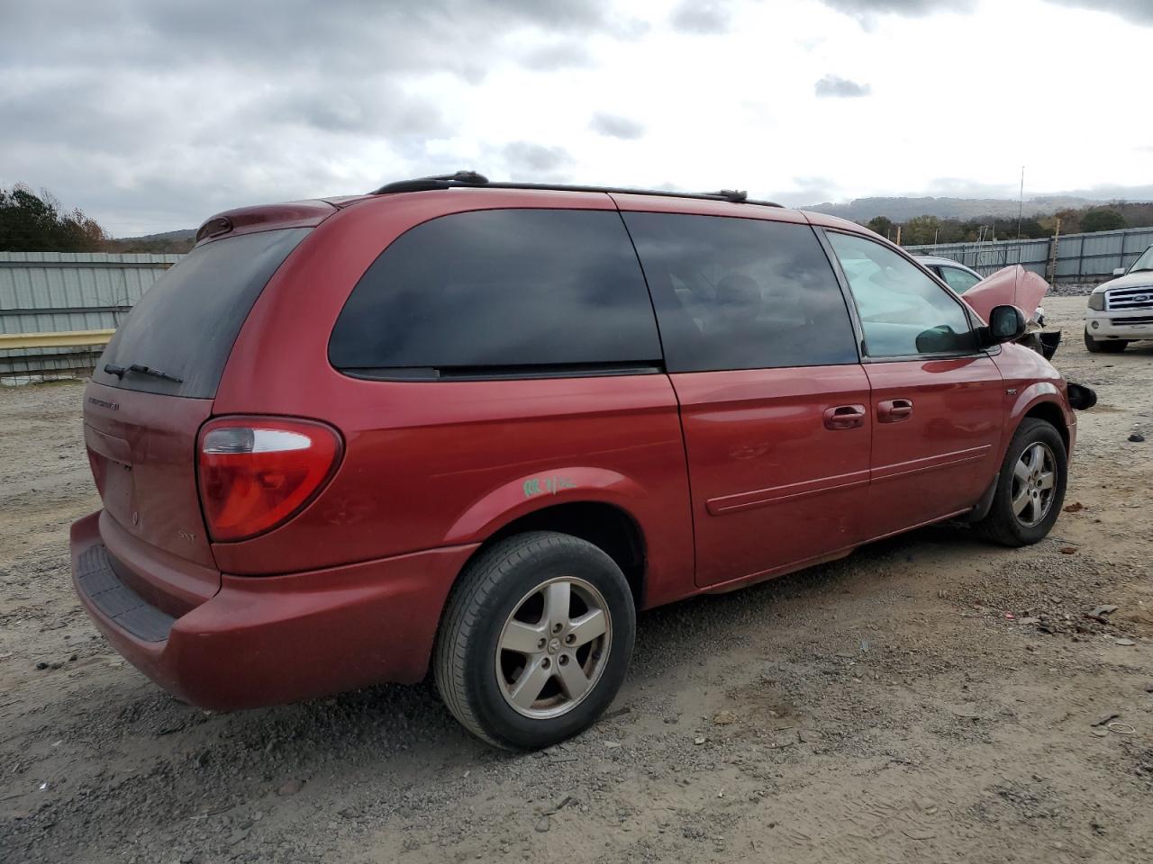 Lot #2988605290 2006 DODGE GRAND CARA