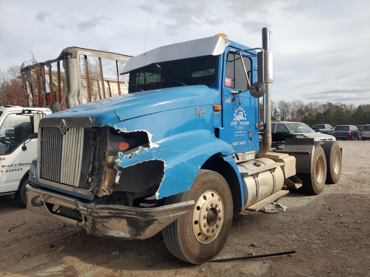 Lot #2978997633 1998 INTERNATIONAL 9200