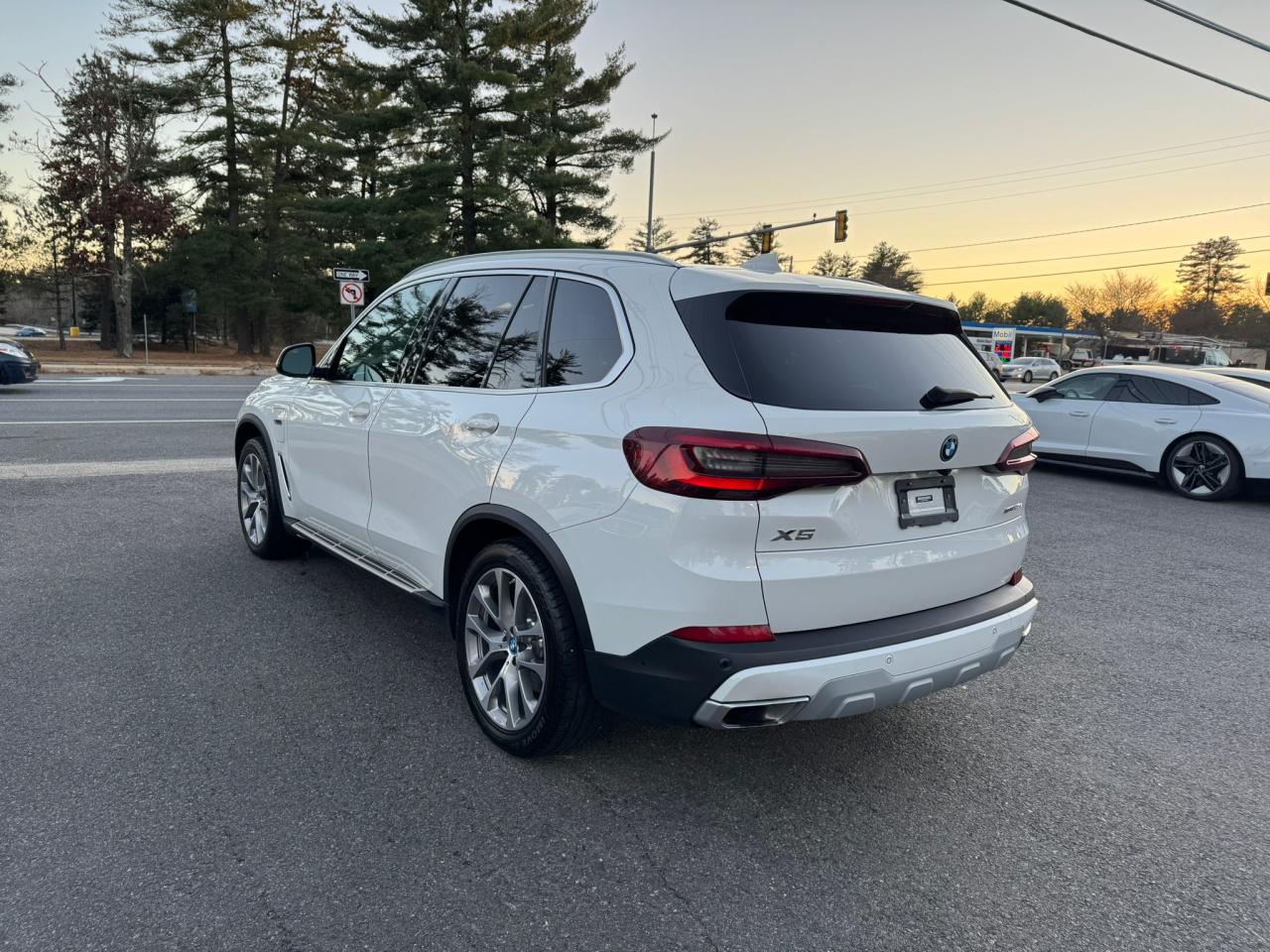 Lot #2991027216 2023 BMW X5 XDRIVE4