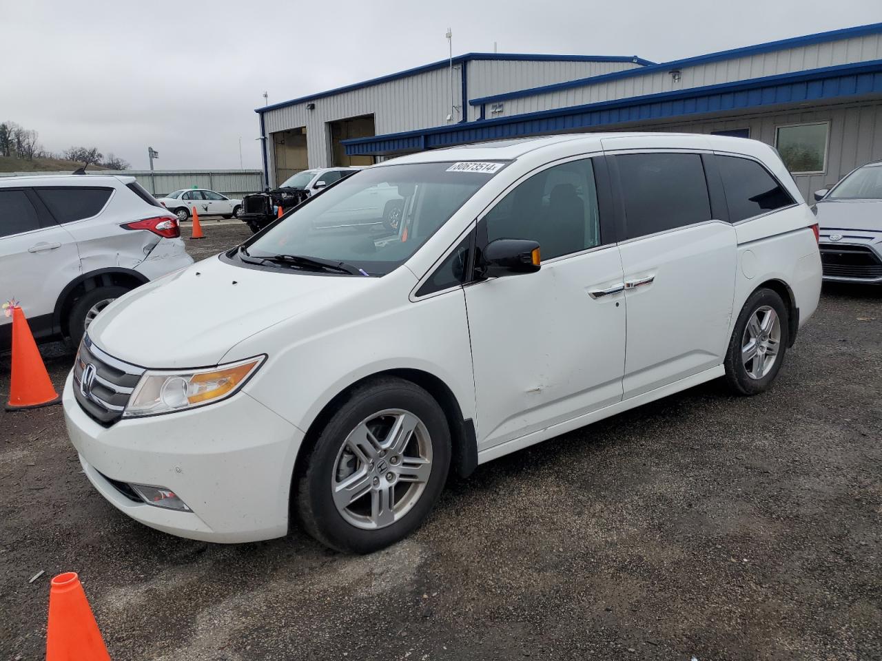 Lot #2986847171 2011 HONDA ODYSSEY TO