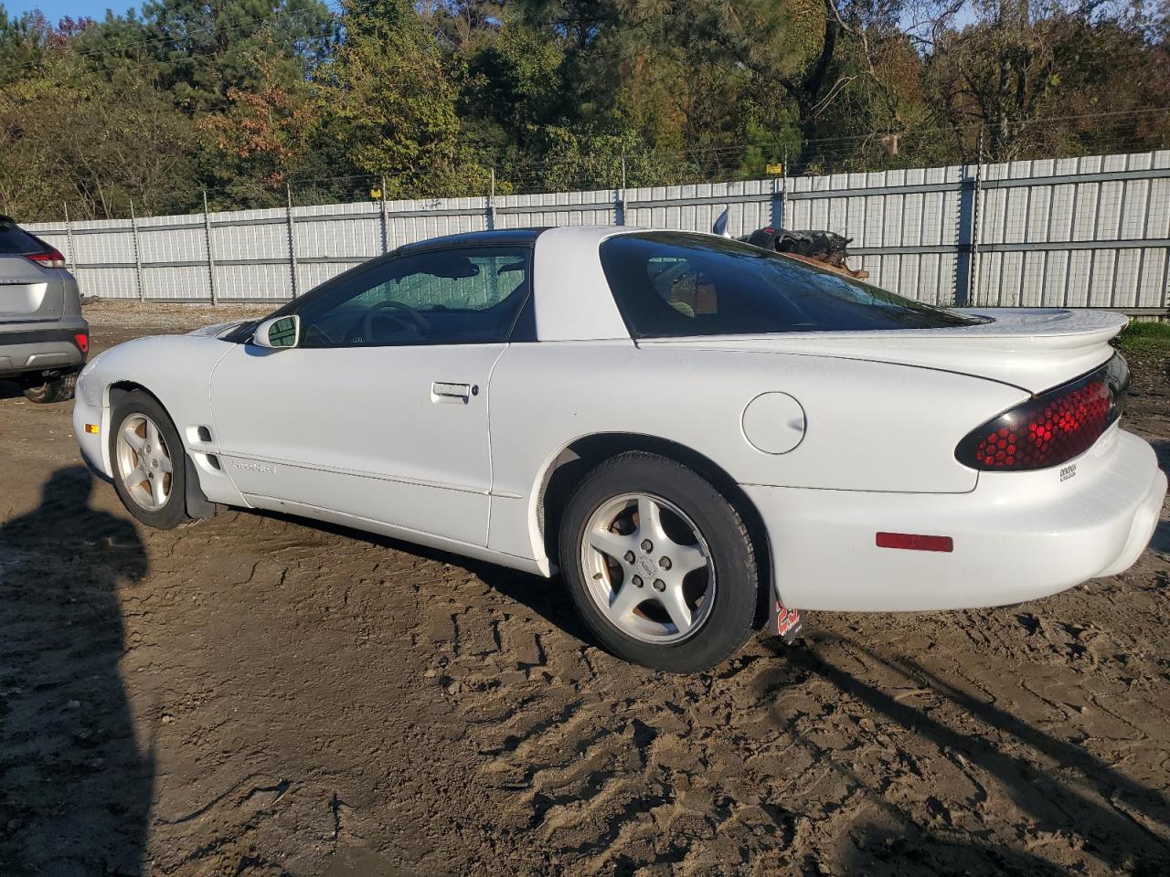 Lot #2974233375 2001 PONTIAC FIREBIRD