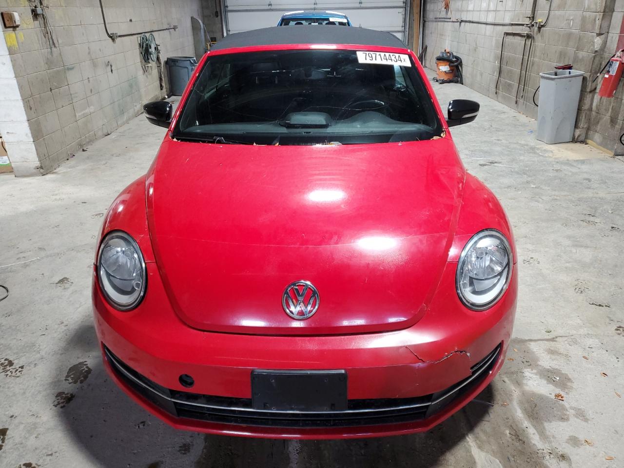 Lot #2973942316 2013 VOLKSWAGEN BEETLE TUR