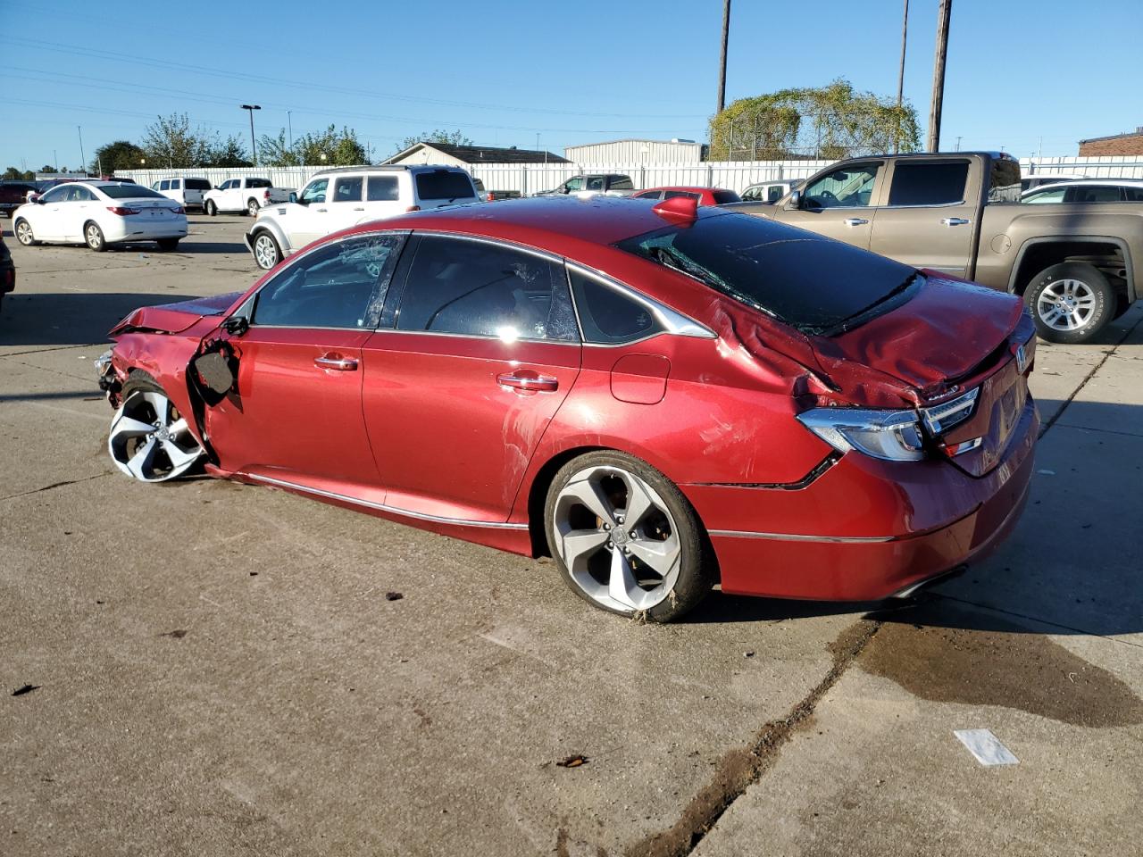 Lot #3021001182 2018 HONDA ACCORD TOU