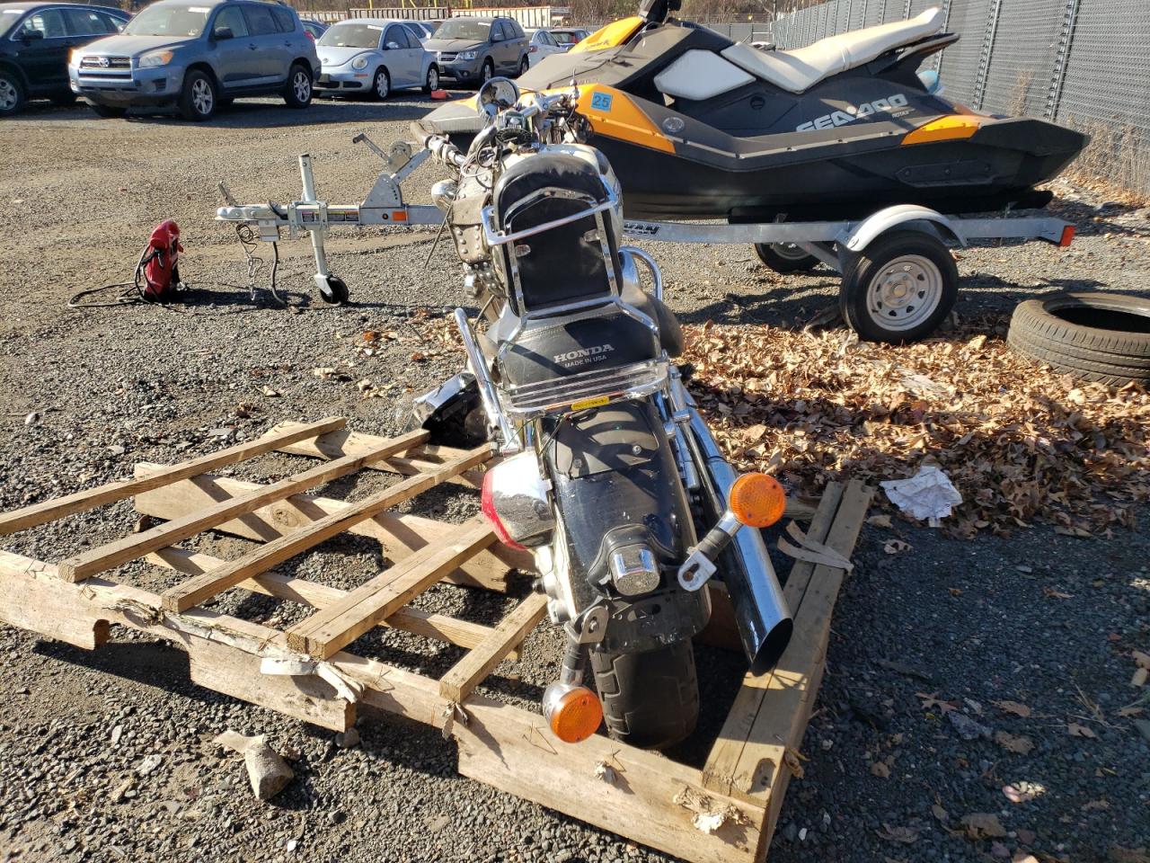 Lot #3055100985 1997 HONDA VT1100 C2A