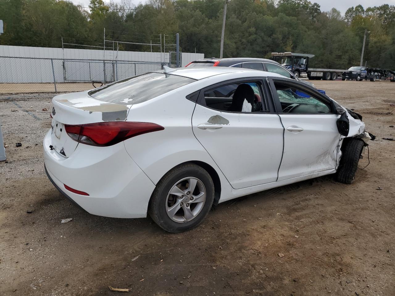 Lot #3021141190 2014 HYUNDAI ELANTRA SE