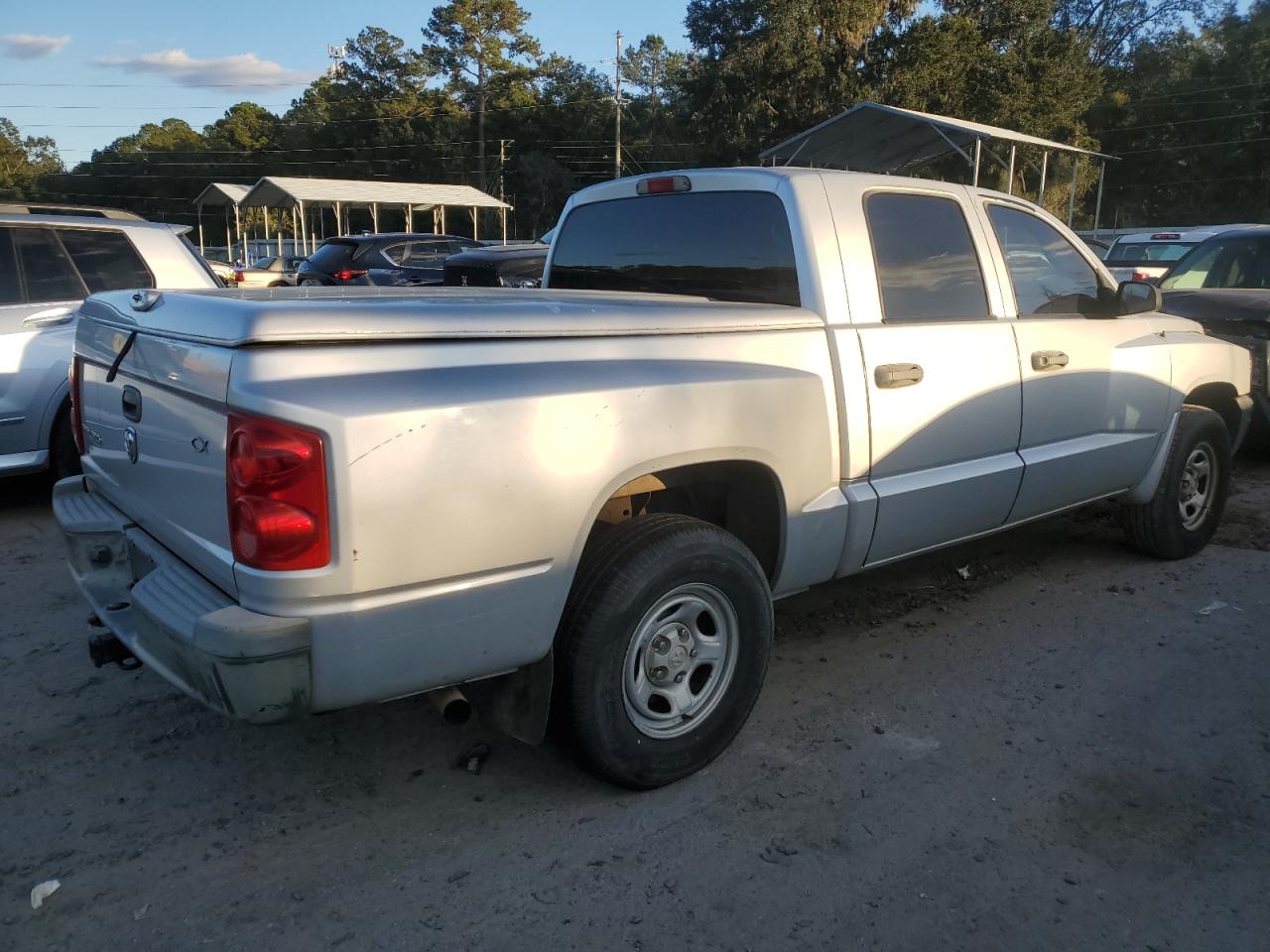 Lot #3033074986 2006 DODGE DAKOTA QUA