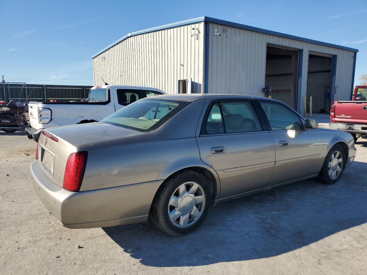 Lot #2974811044 2001 CADILLAC DEVILLE DT