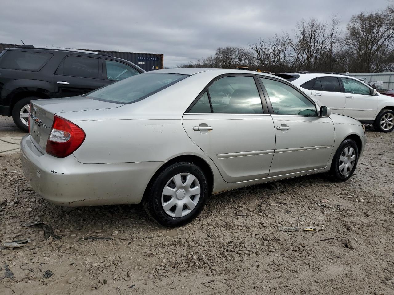 Lot #3026111127 2002 TOYOTA CAMRY LE