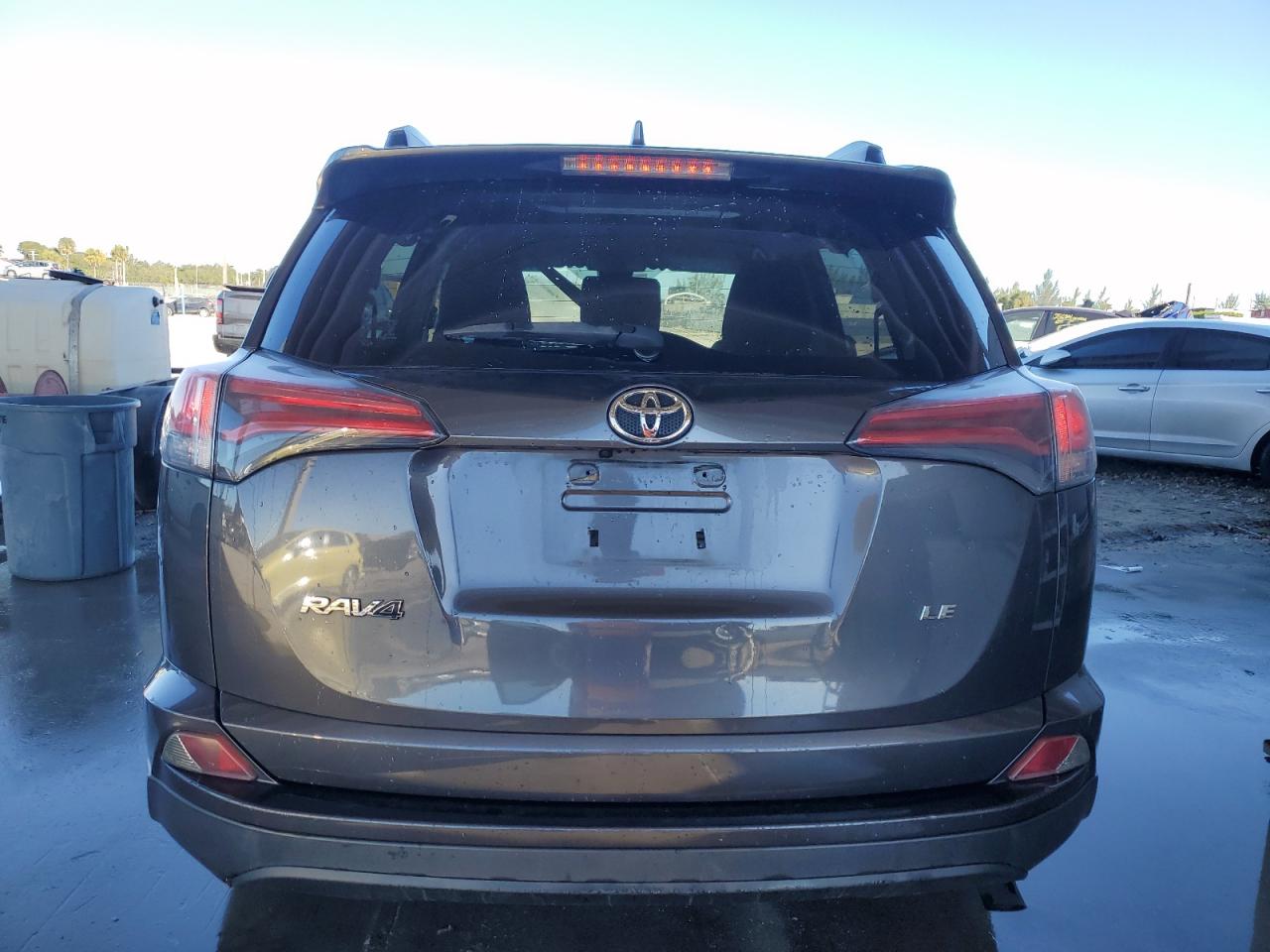 Lot #3029623071 2017 TOYOTA RAV4 LE