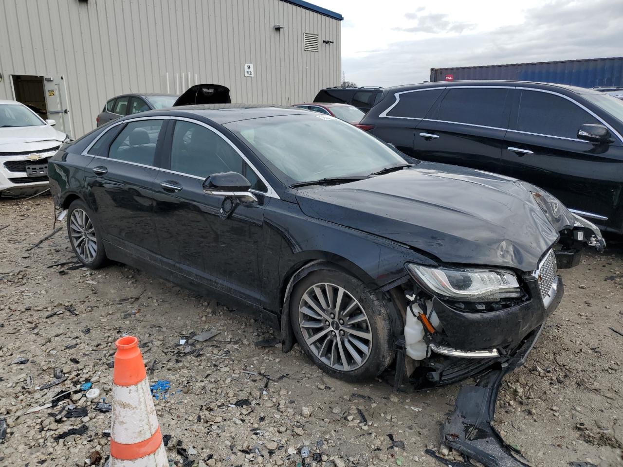 Lot #2986868923 2017 LINCOLN MKZ SELECT