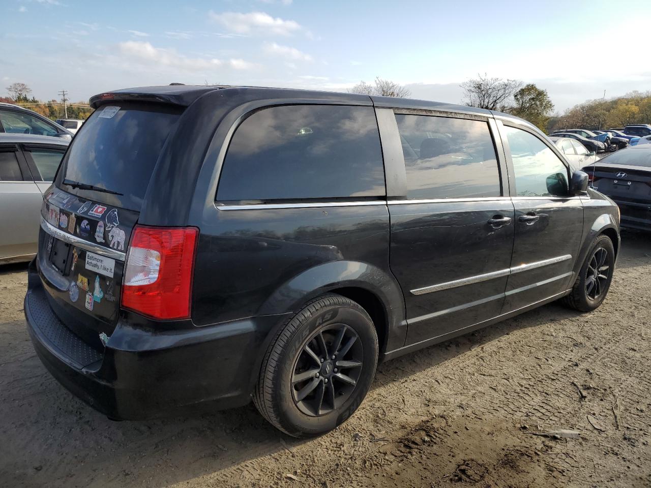 Lot #3034422720 2013 CHRYSLER TOWN & COU