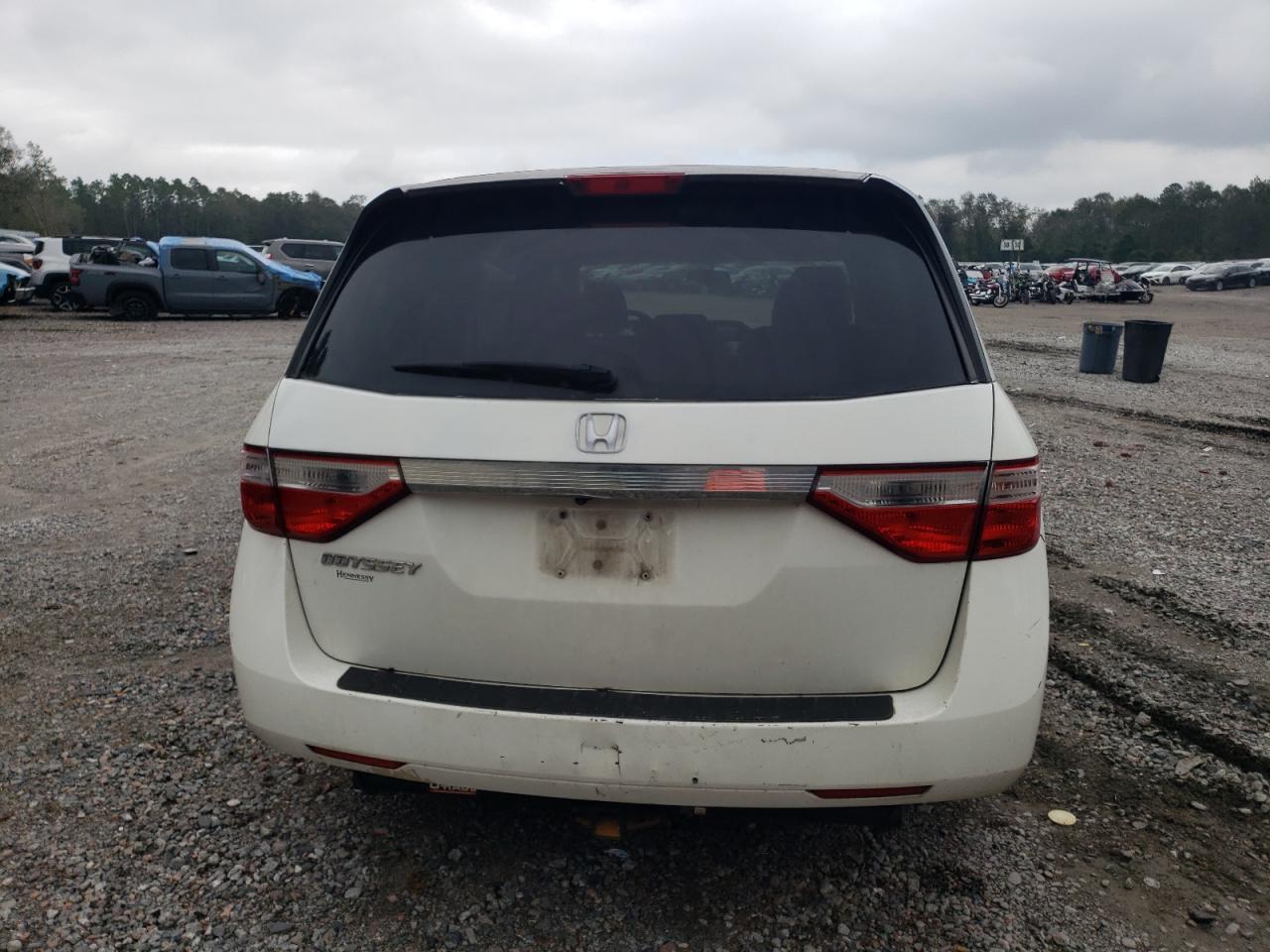 Lot #3026101114 2013 HONDA ODYSSEY EX