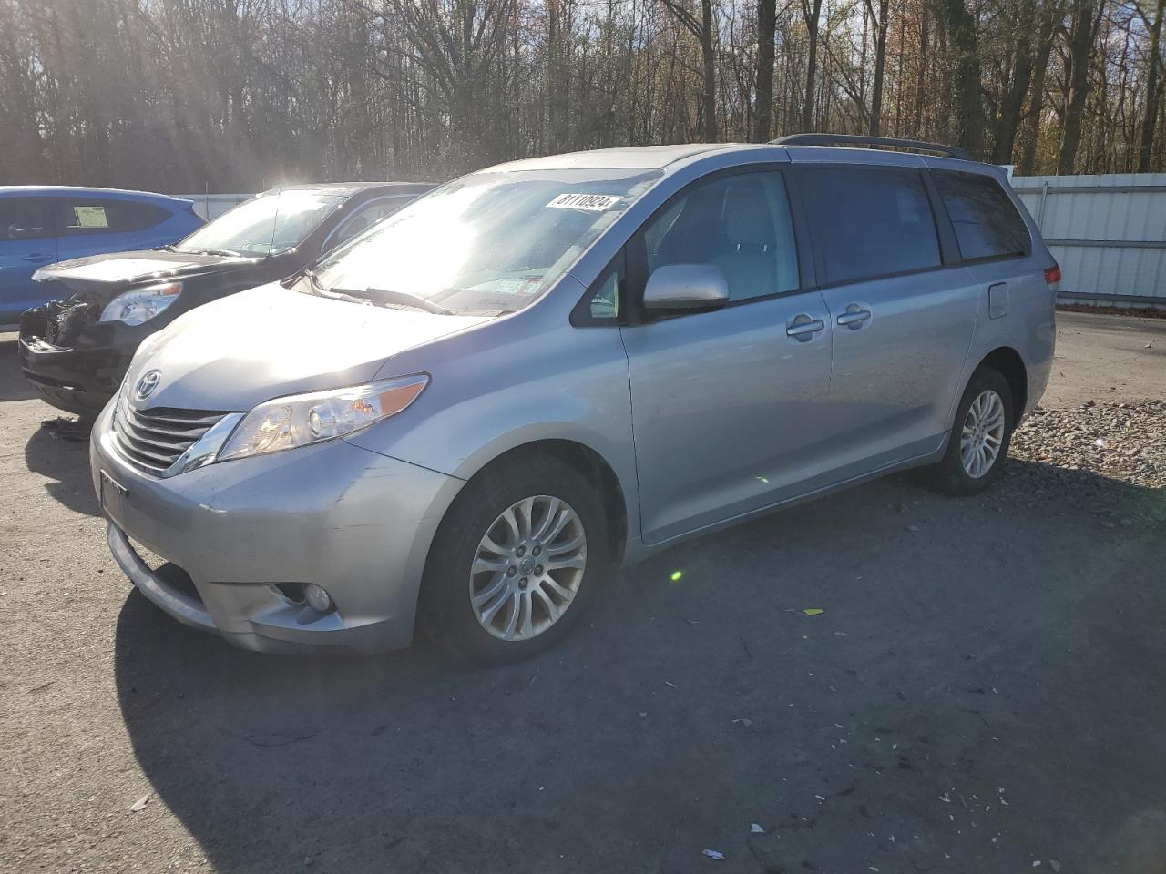 Lot #2991002226 2014 TOYOTA SIENNA XLE