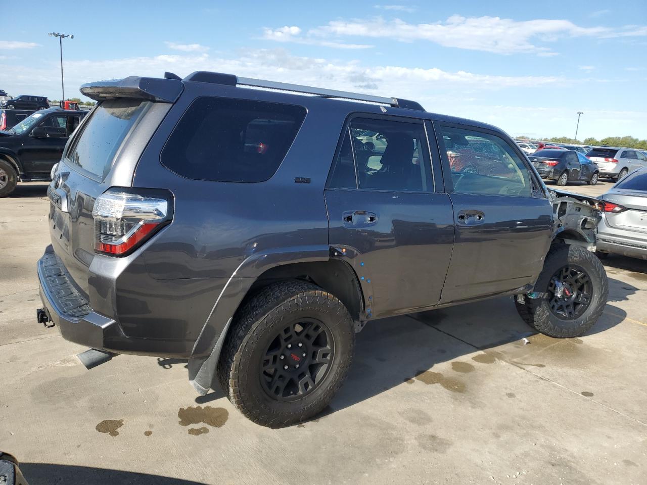 Lot #3048803781 2023 TOYOTA 4RUNNER SE