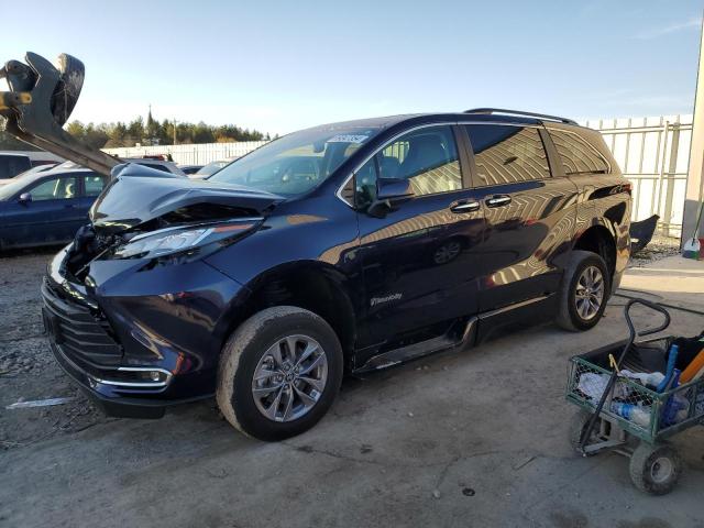 2023 TOYOTA SIENNA XLE #3024079655