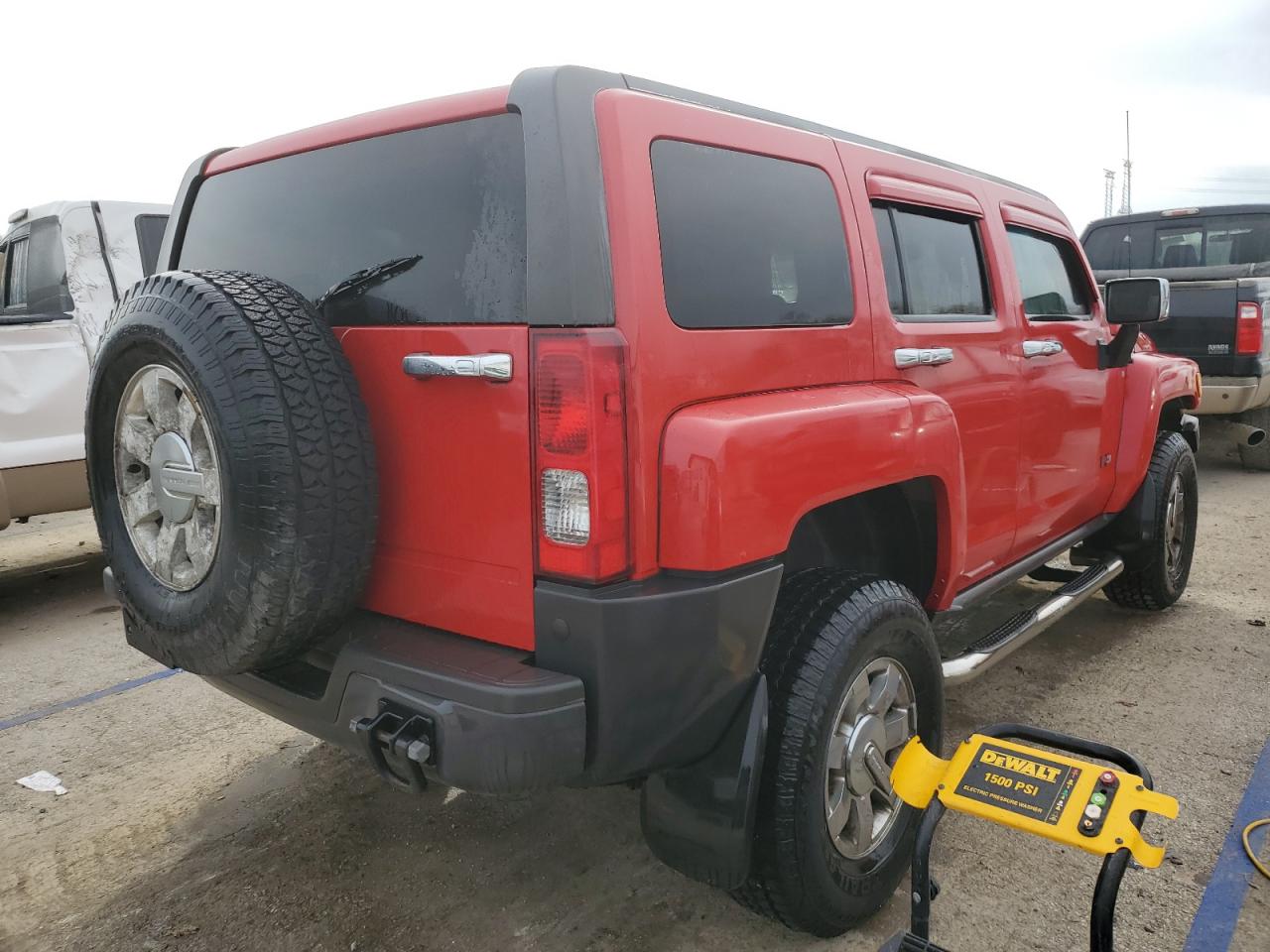 Lot #2969924964 2009 HUMMER H3