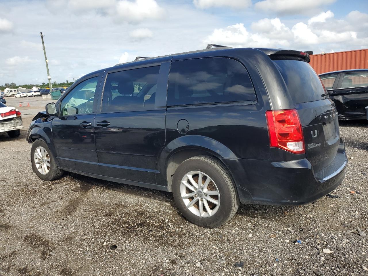 Lot #2962372987 2016 DODGE GRAND CARA