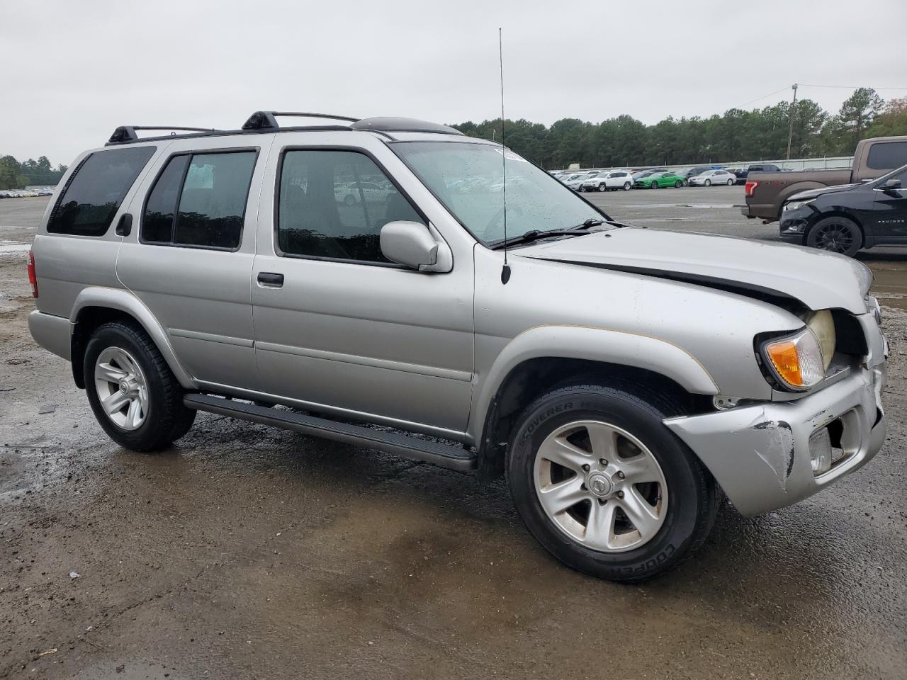 Lot #2979386753 2002 NISSAN PATHFINDER