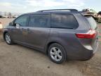 TOYOTA SIENNA LE снимка