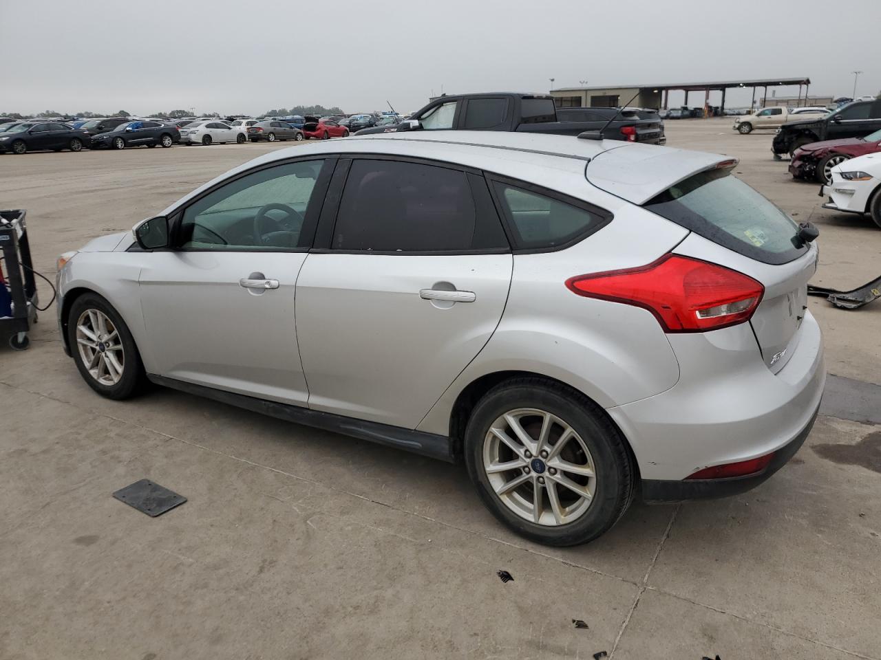 Lot #2945404480 2017 FORD FOCUS SE