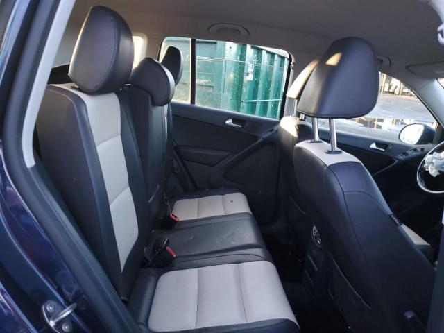 2016 VOLKSWAGEN TIGUAN S - WVGBV7AX7GW588898