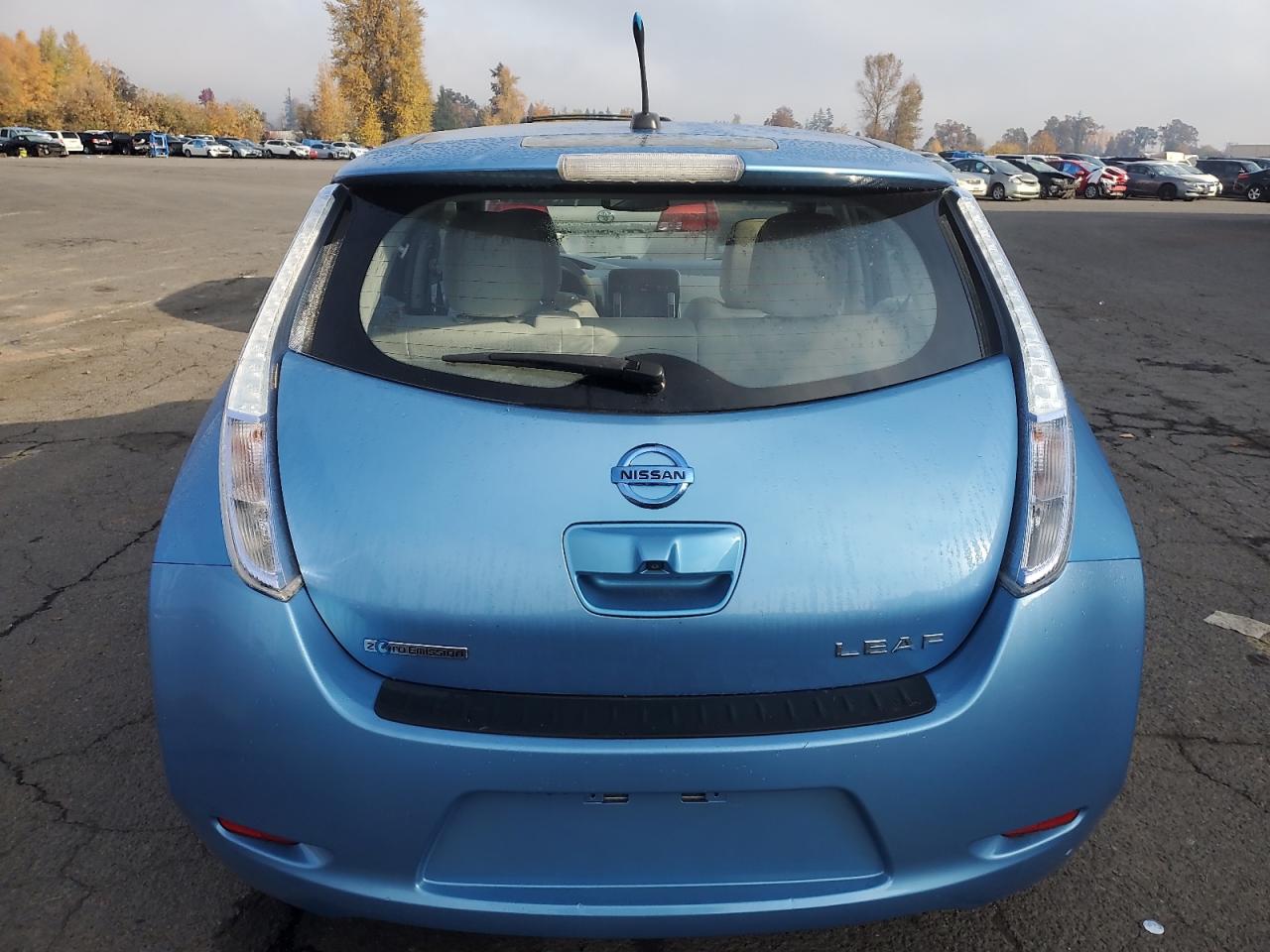 Lot #2969990055 2011 NISSAN LEAF SV