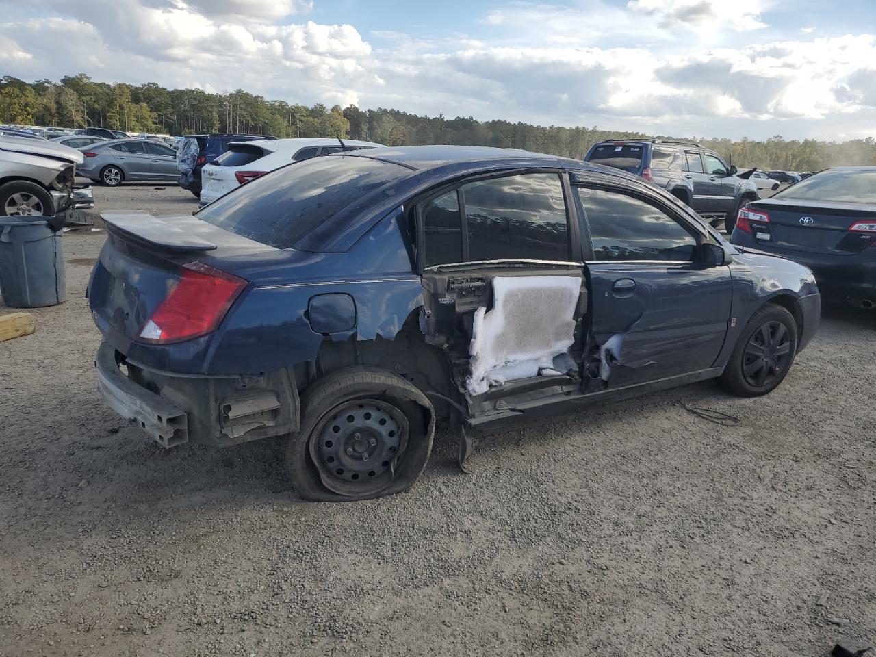 Lot #2994019316 2007 SATURN ION LEVEL