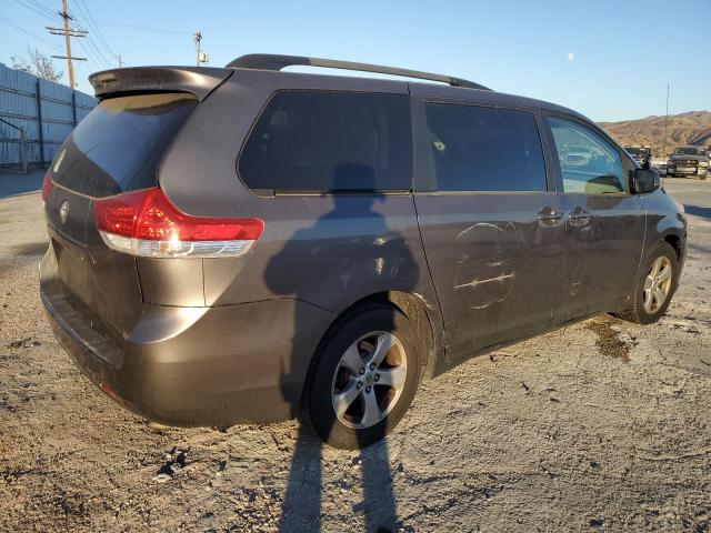 TOYOTA SIENNA LE 2014 gray  gas 5TDKK3DC2ES520083 photo #4