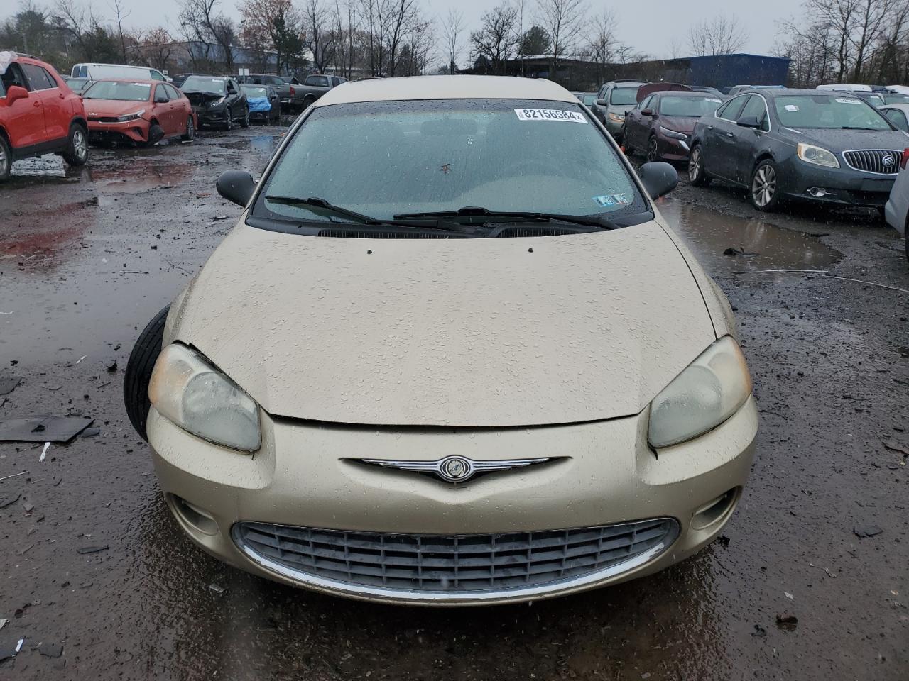 Lot #3003420121 2001 CHRYSLER SEBRING LX